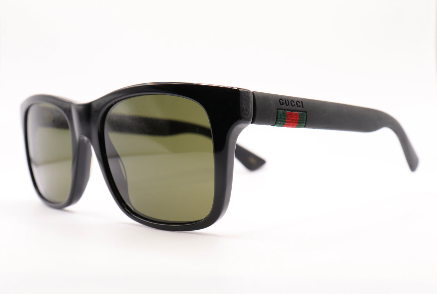 Gucci GG0008S